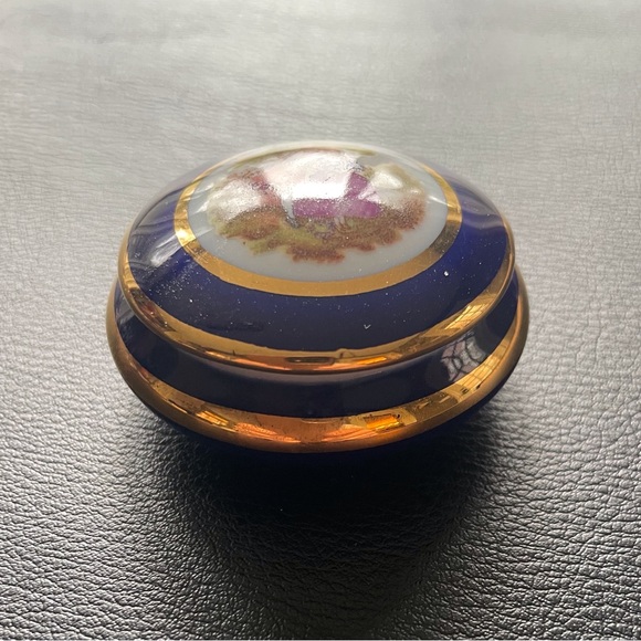 Set of 3 Porcelain Vintage Limoges Miniatures - Picture 10 of 11